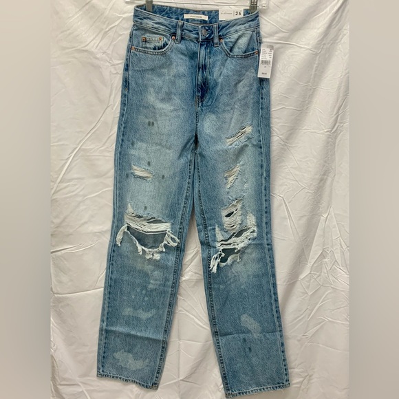 NWT PacSun Eco Light Blue Distressed 90’s Boyfriend Jeans - Picture 3 of 10